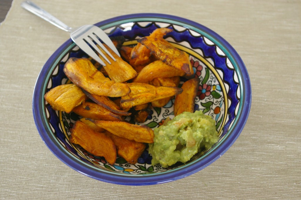 frites patates douces et guacamole