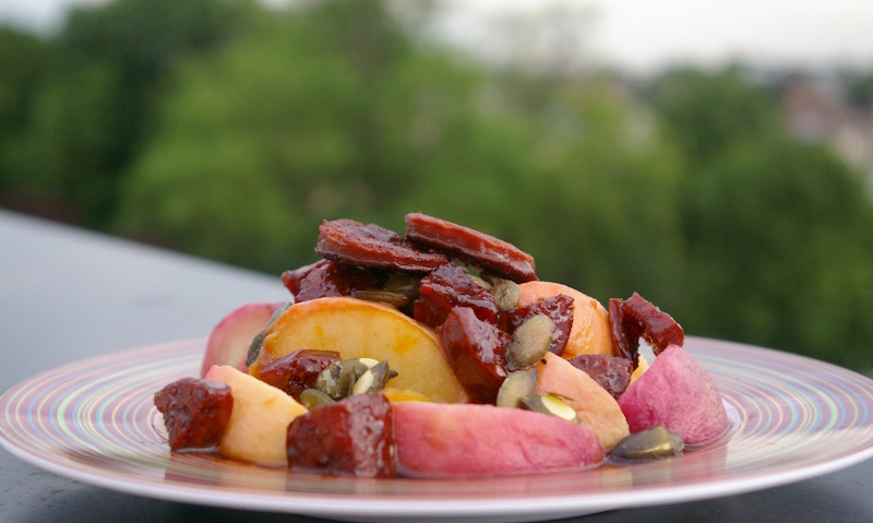 assiette de peches au chorizo