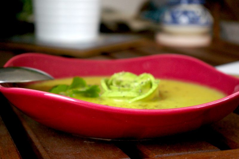 veloute de courgette et avocat