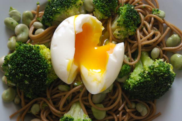 nouilles soba oeuf poché nouilles soba oeuf poché